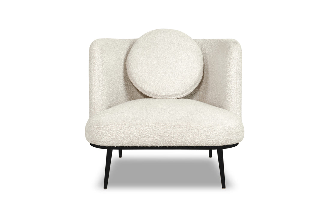 V lux occasional chair – boucle sand